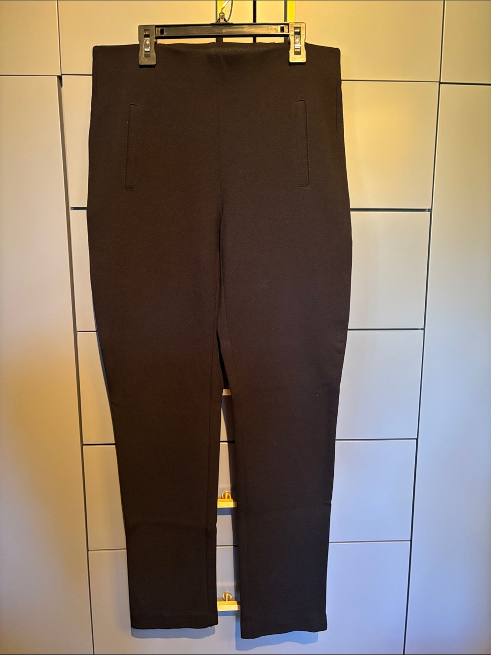 Chicos black knit pants NWOT